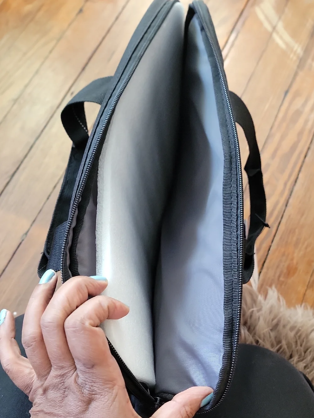 NWT Targus Laptop Travel Luggage
